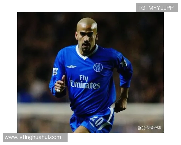 从贫民窟到绿茵场他用汗水书写传奇人生的足球明星